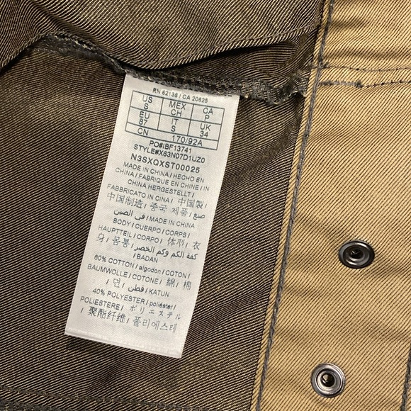 Men’s Guess Jacket - Picture 3 of 3